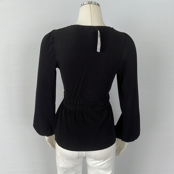 NWT Abercrombie and Fitch Black Top X Small - Picture 9 of 11